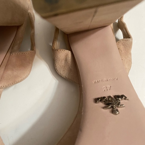 PRADA: Platform Beige Suede Scalloped Sandals Eu 37 size, Made in Italy - Picture 12 of 15